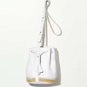 Tommy Bahama Espadrille Bucket Summer Vacation Bag NWT